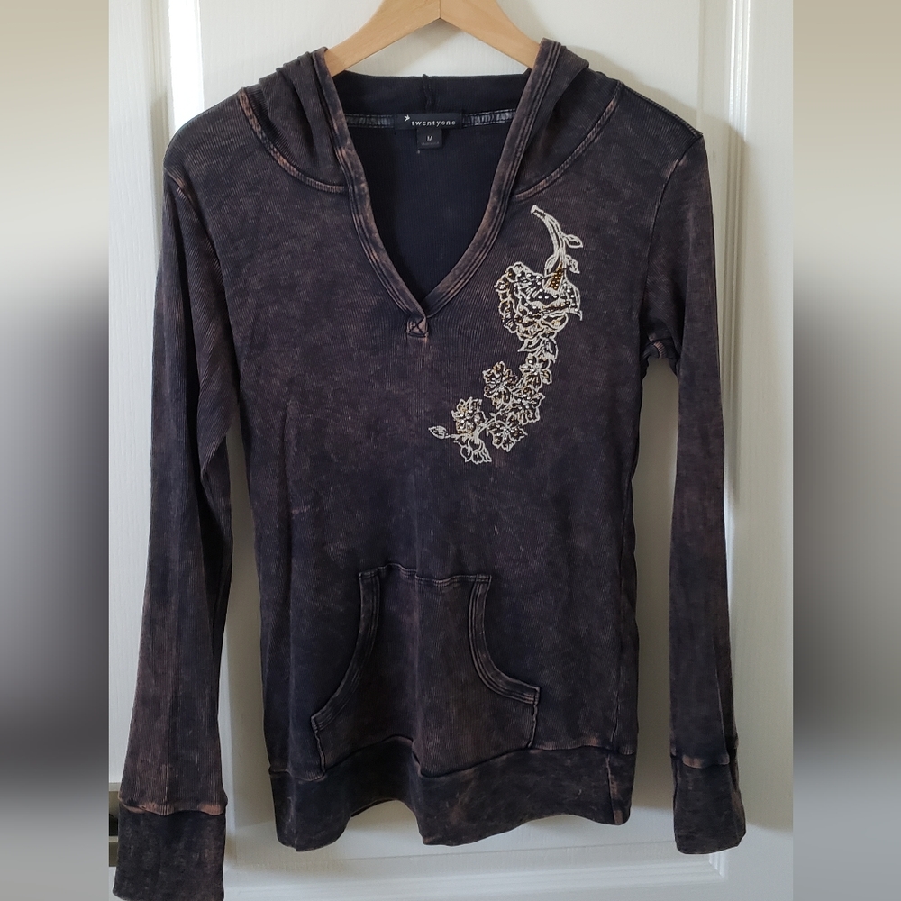 Forever 21 vomen's hoodie, size M, good used condition